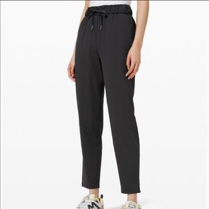 NWOT keep moving pant high rise LULU